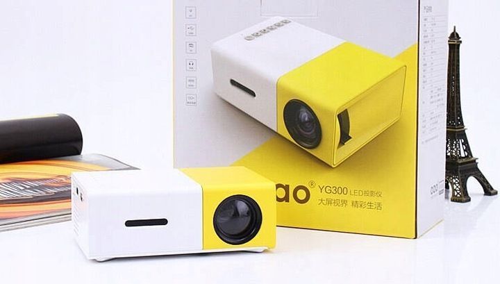 Przenośne Kino Domowe MINI Projektor Rzutnik LED FULL HD USB, Biały