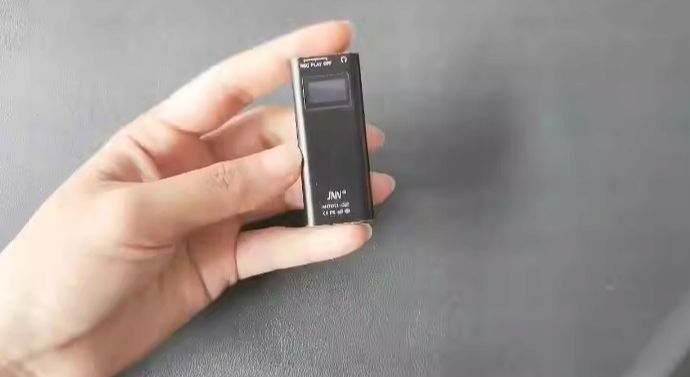 Mini dyktafon cyfrowy Q25 &ndash; przenośny, ukryty, redukcja szum&oacute;w, ekran LCD, Czarny