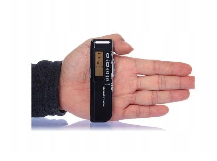 MINI DYKTAFON z wejściem liniowym, aktywacją głosową, 8 GB, Czarny