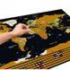 Dekoracyjna mapa zdrapka świata w tubie z flagami i detalami geograficznym